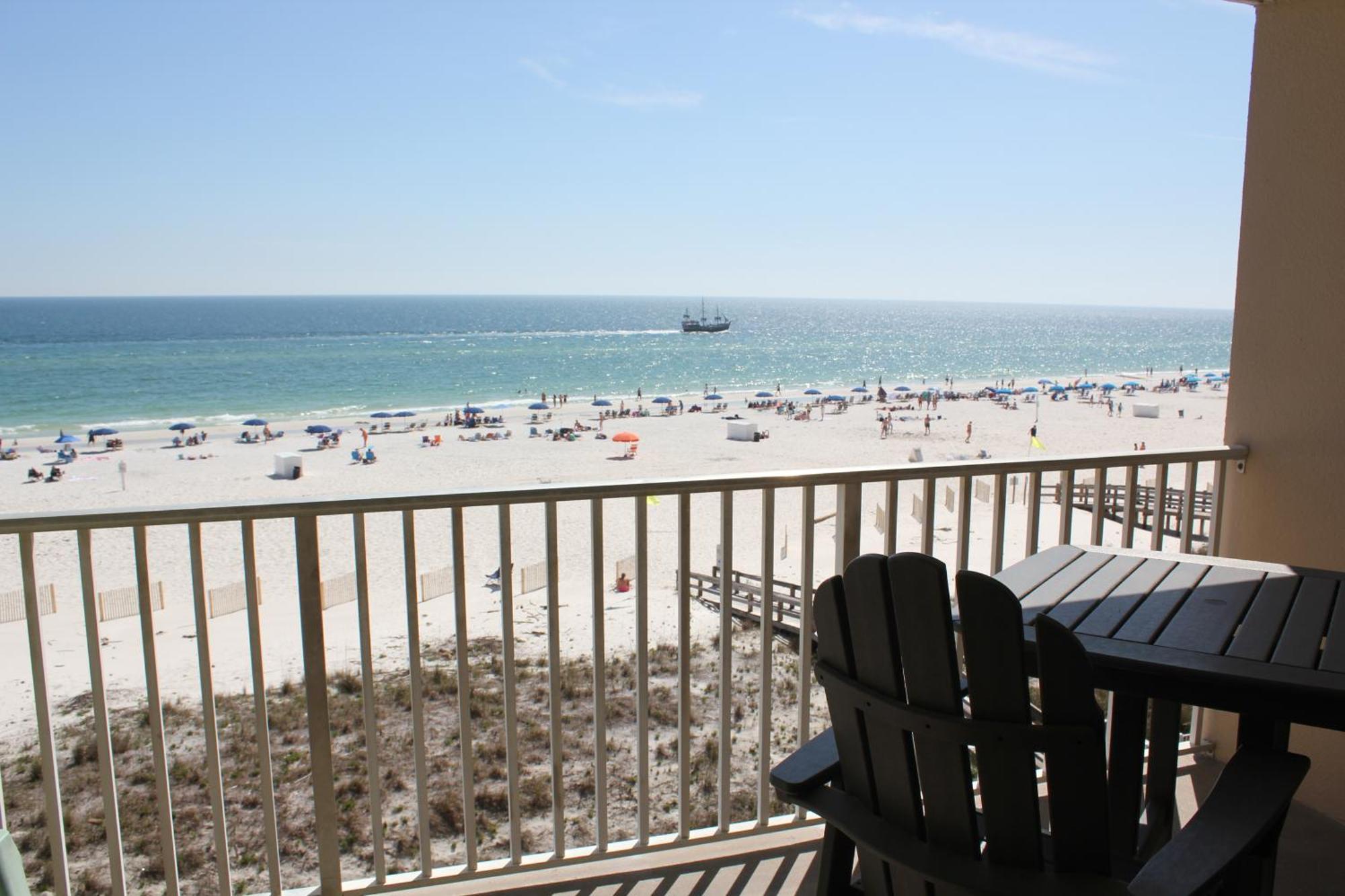 Four Winds 402 By Albvr - Amazing Beachfront With Private Balcony & Unbelievable Views! Ferienhaus *